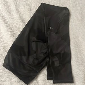 Alo yoga leggings